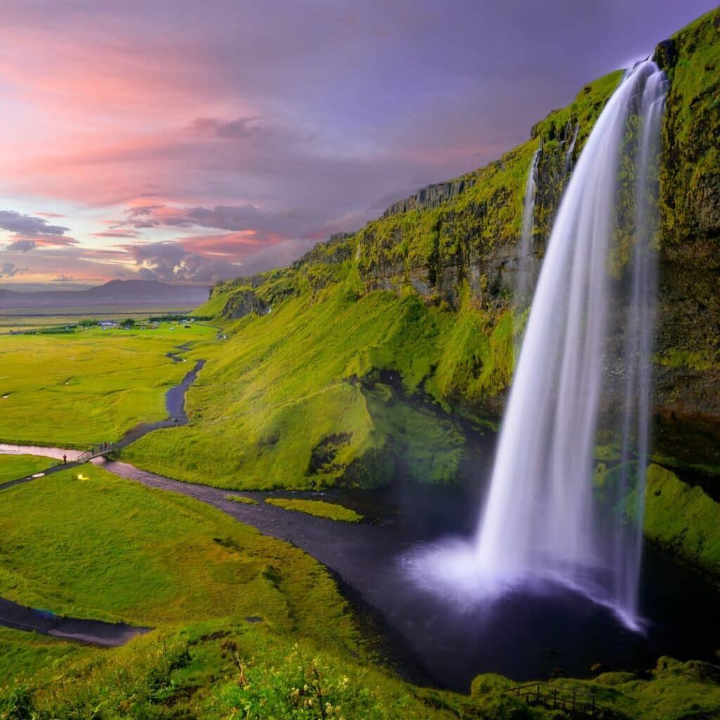 travel to iceland