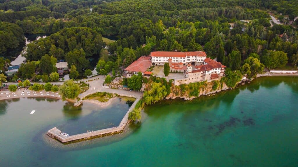 viajar a albania