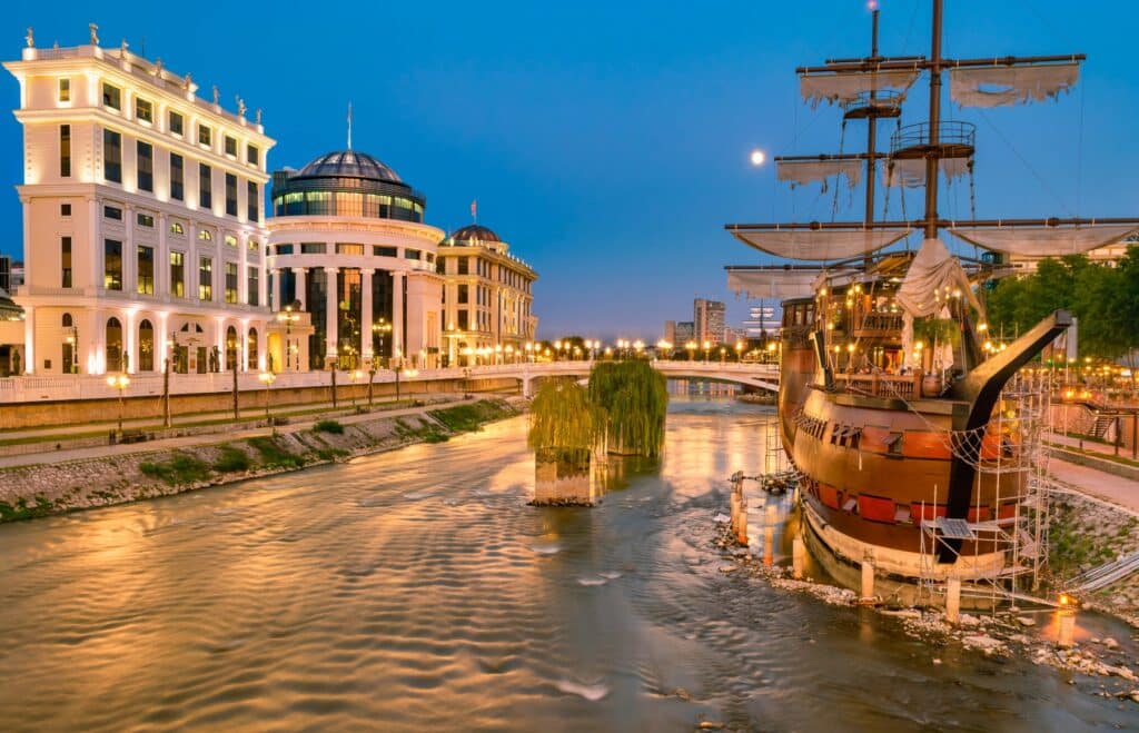 viajar a albania